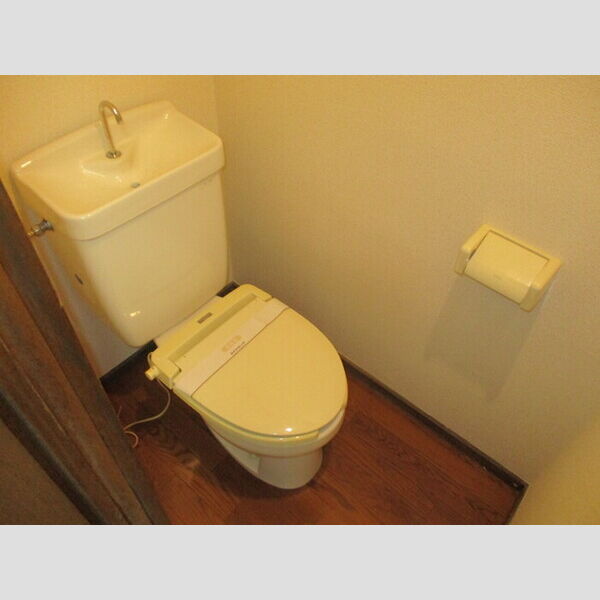 半田コーポA棟B棟A-2号室 トイレ