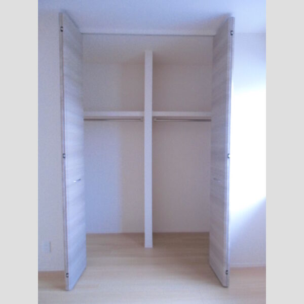 WEST COURT 楓 クローゼット