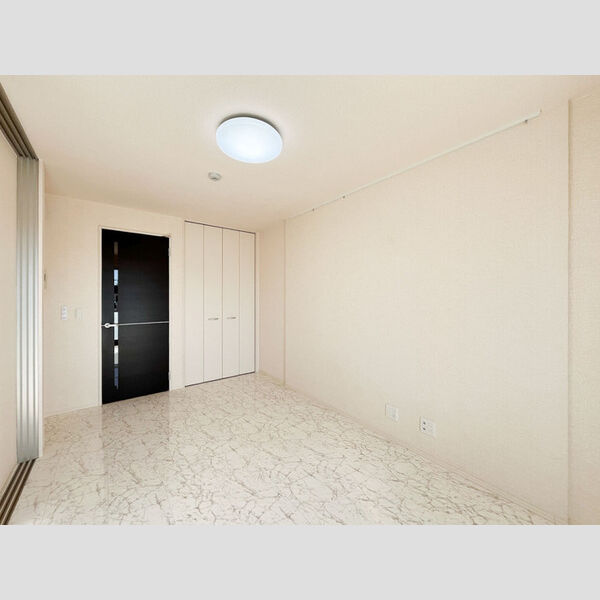 ヘリオス吉川美南　ガイア106号室 洋室