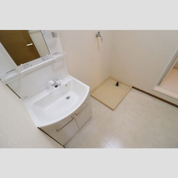 ラフォーレ皇山101号室 ★洗髪洗面化粧台★