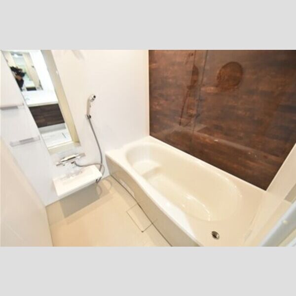 Pear Residence102号室 バス