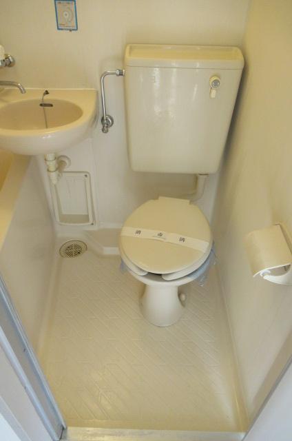 第62クリスタルマンション7階 トイレ