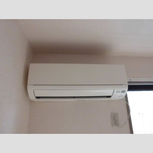 プリムヴェール　弐番館203号室 エアコン