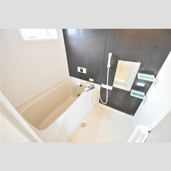 アルセード101号室 バス