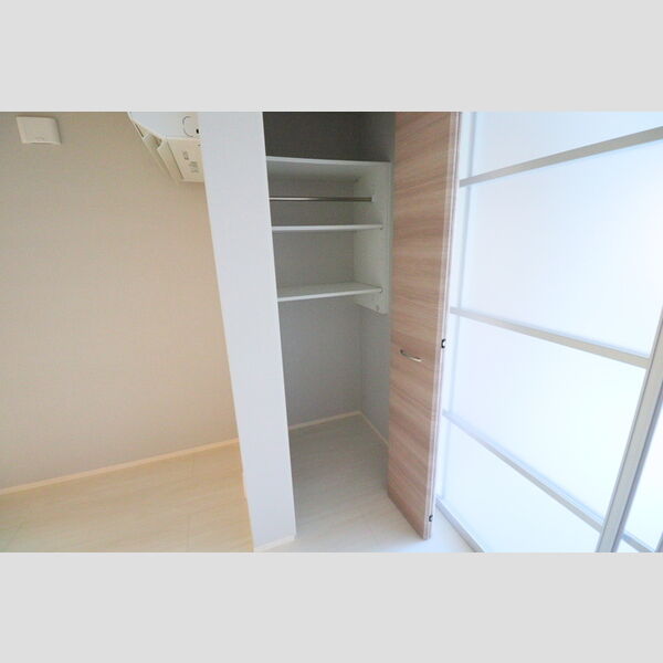 ロッシュマン　フリーゼ 収納