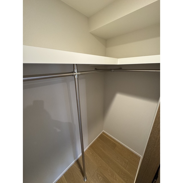 ザ・パークハウス千代田六番町505号室 洋室8.1帖WIC　2025年9月撮影