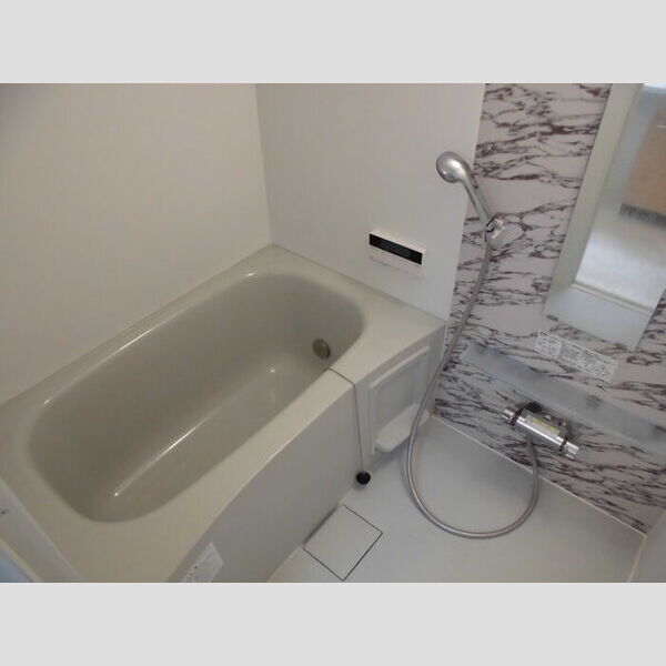 Casa Comfort　B 追い焚き給湯付き浴室♪