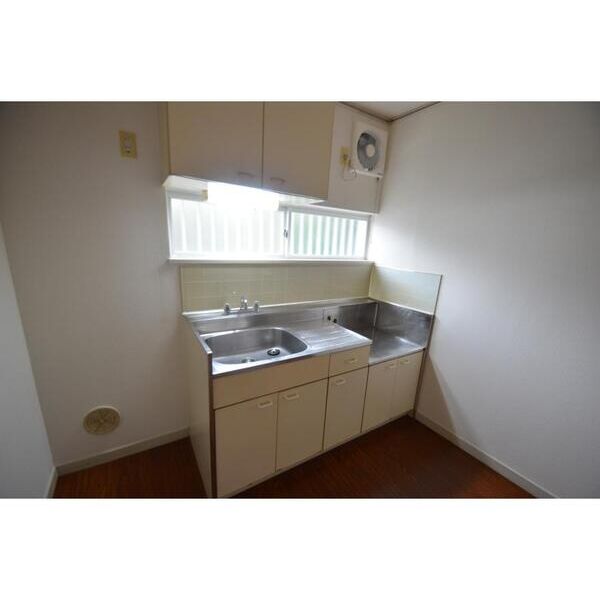 エステートピア三橋101号室 キッチン