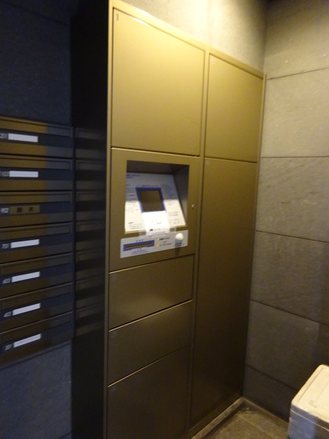 ＢＥＬＩＳＴＡ人形町 2017.8撮影　宅配BOX