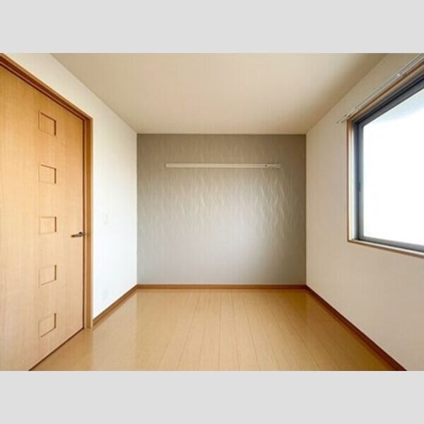 リビングタウンみつわ台101号室 洋室