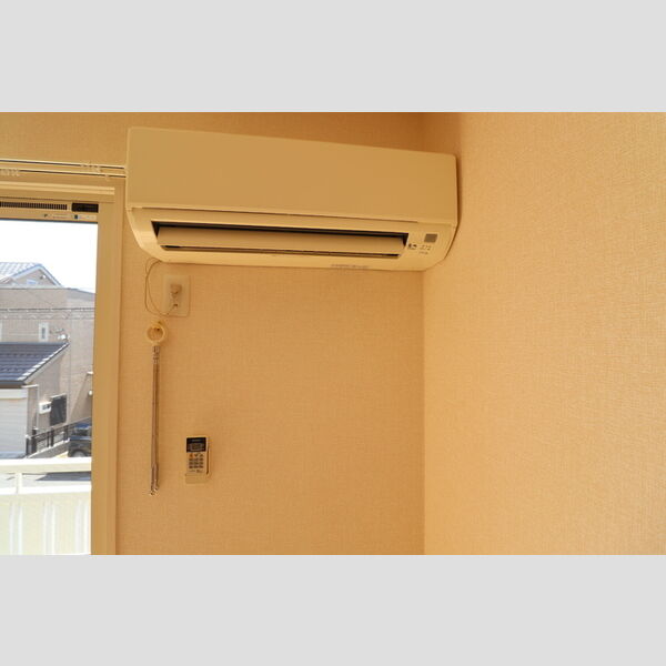 グランモア柳川C エアコン、室内物干しがついています