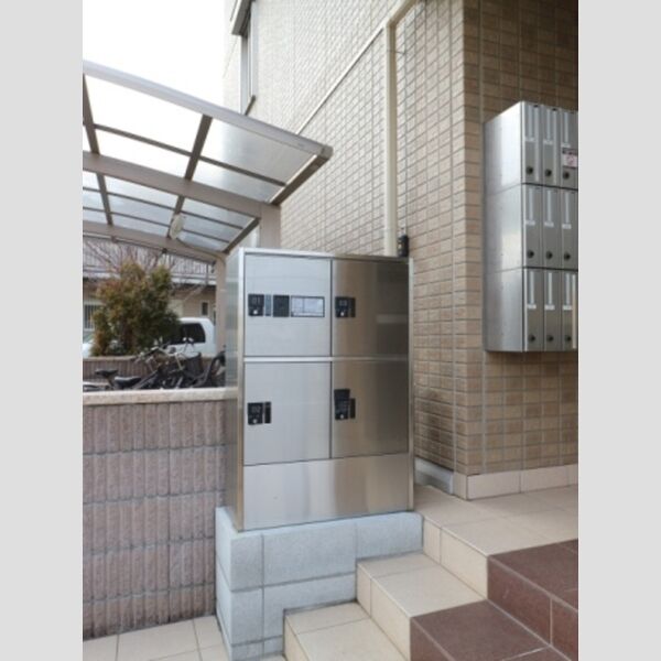 コンフォール 宅配ボックス