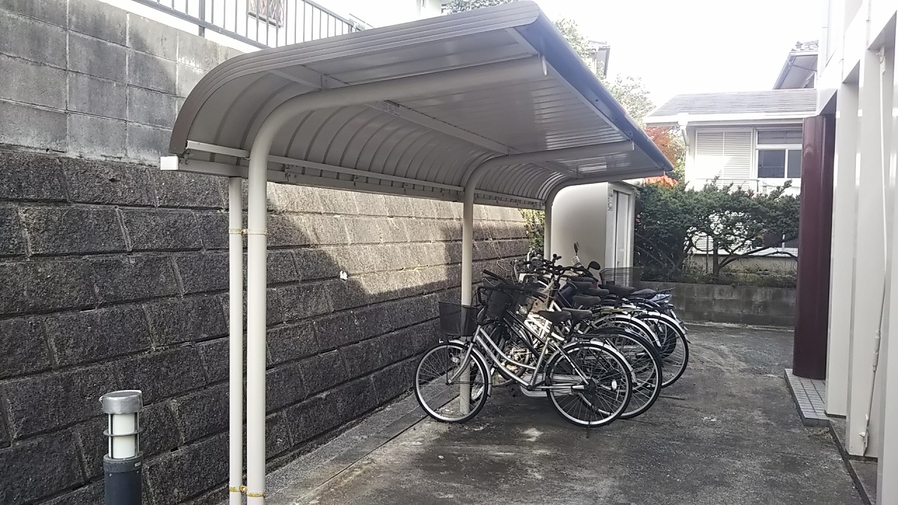 レオパレスサザンガーデン104号室 駐輪場