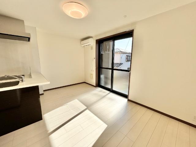 ＡＶＡＮＴＩ　ＨＩＬＬＳ　～アヴァンティ　ヒルズ～107号室 リビング