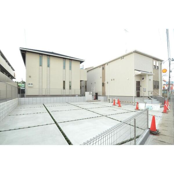 パインツリー 外観