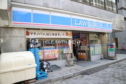 パレステュディオ赤坂弐番館3階 【コンビニエンスストア】ローソン 港赤坂九丁目店まで467ｍ