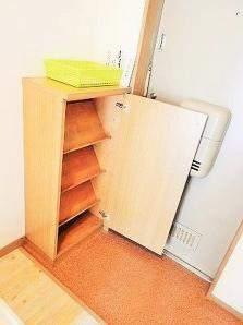 ニューライフピア102号室 収納