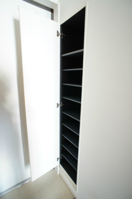 リブリ・アレンダドールⅠ2階 収納