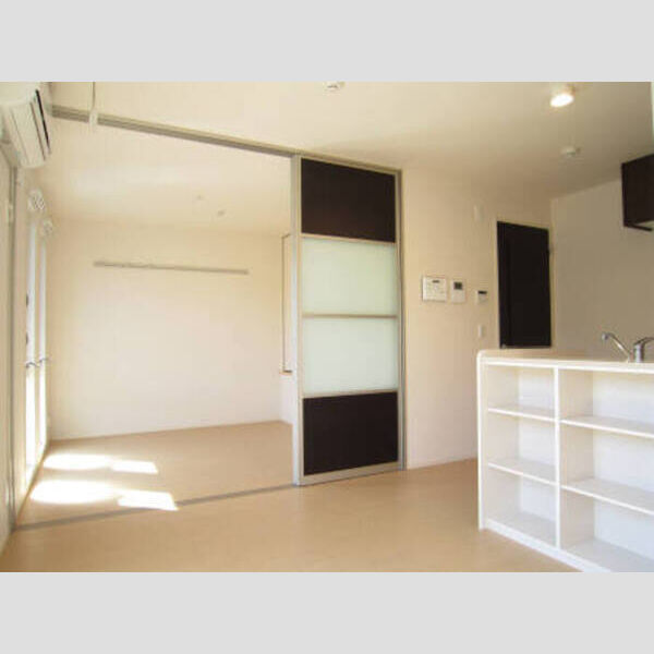 スターエイト LDKと4.5帖の洋室