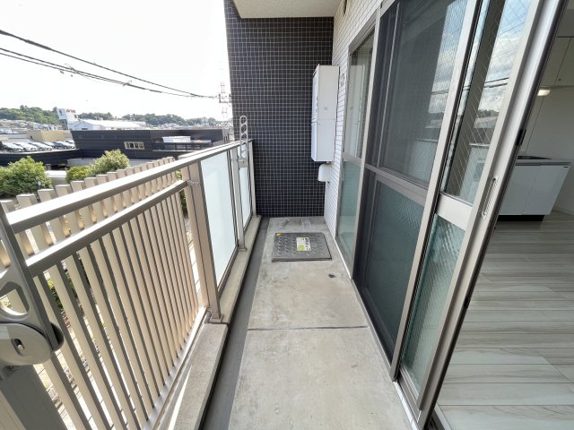 レノンストリート バルコニー