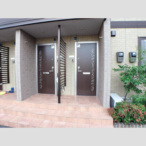 シンフォニー　A棟 エントランス