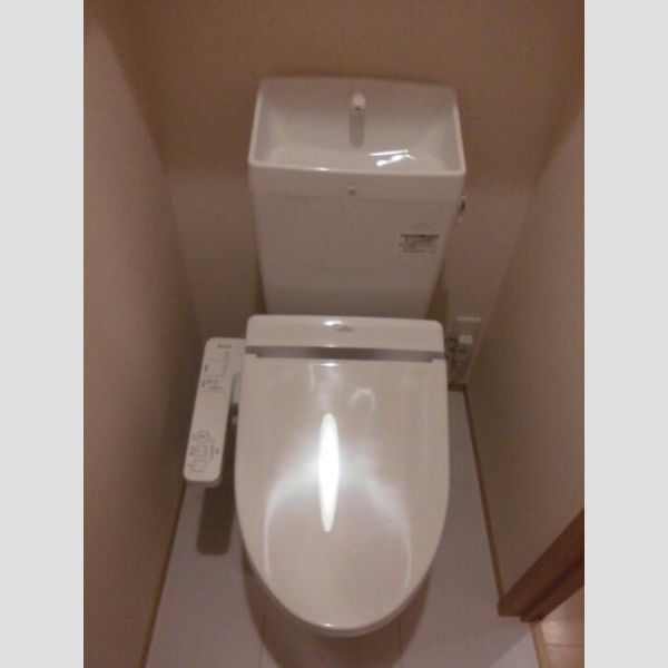 ロマージュさくら 温水洗浄暖房便座