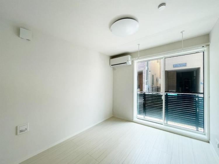 メイクスミニ新宿落合1階 バス