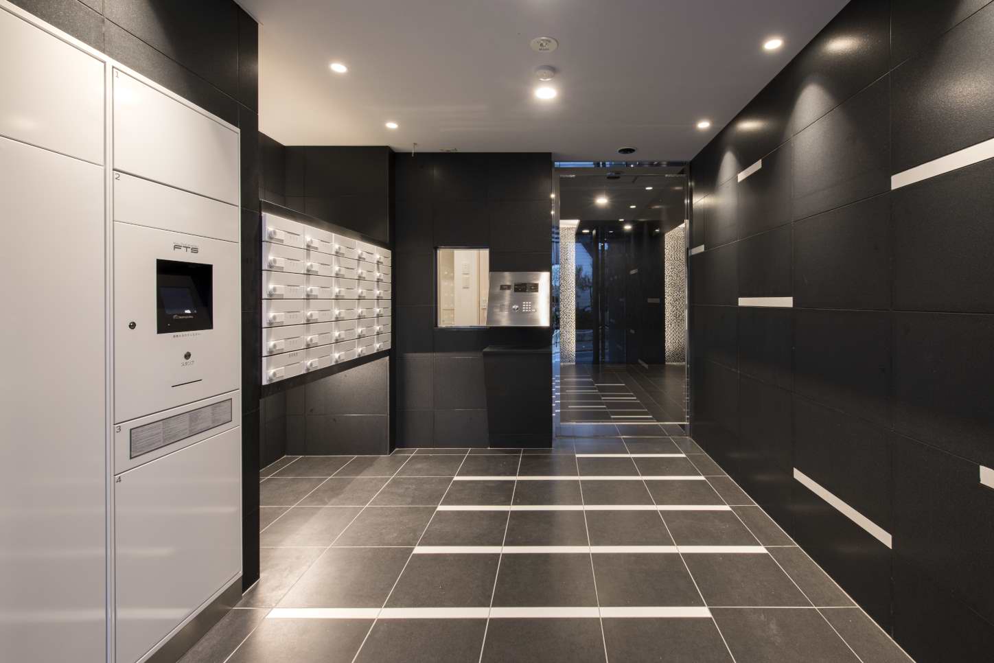 DIPS板橋駅前公園701号室 エントランス