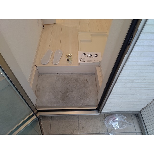 サークルハウス舎人弐番館 玄関