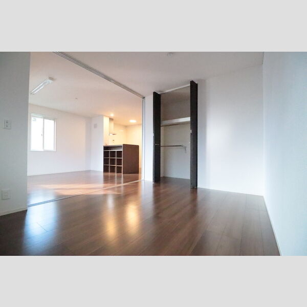 四季の杜　花 洋室