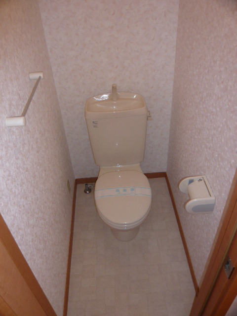 リラ中山 トイレ