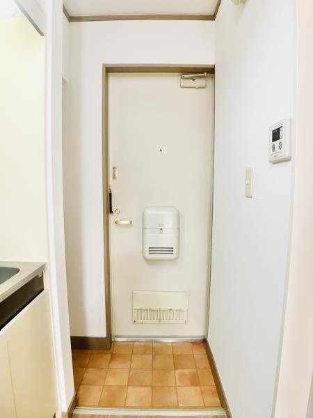 サニーハイツ1階 玄関