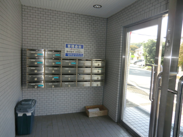 ドエル・フローラⅠ エントランス