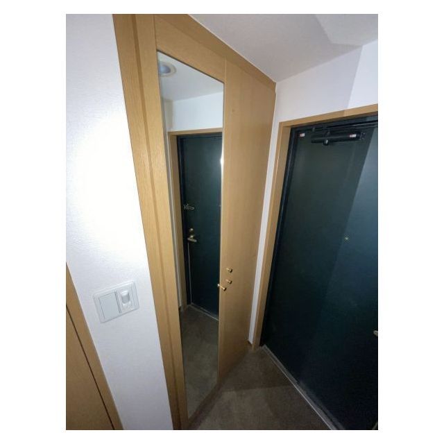 クレメント白金JP 玄関