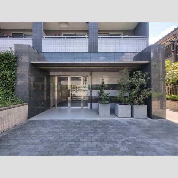 グリーンアベニューⅤ エントランス