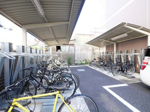 ラフィスタ本蓮沼4階 外観