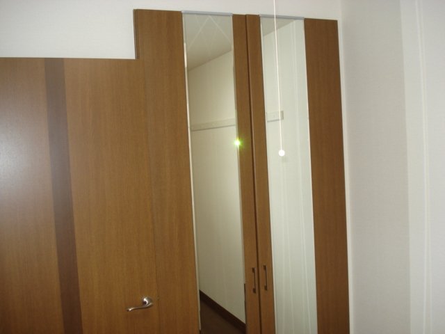 ヤハウェイ　山本 クローゼット