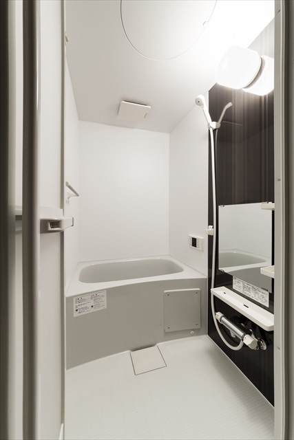 ＯＶＥＳＴ1階 お風呂