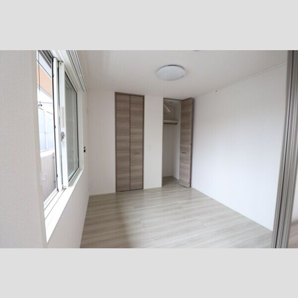 クエル101号室 洋室