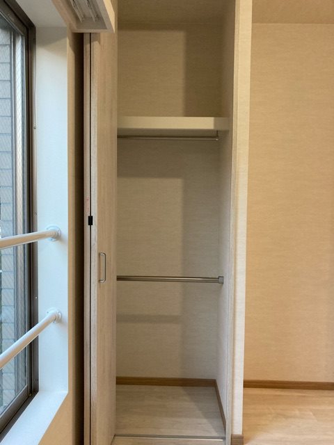 レジディア世田谷若林2階 収納