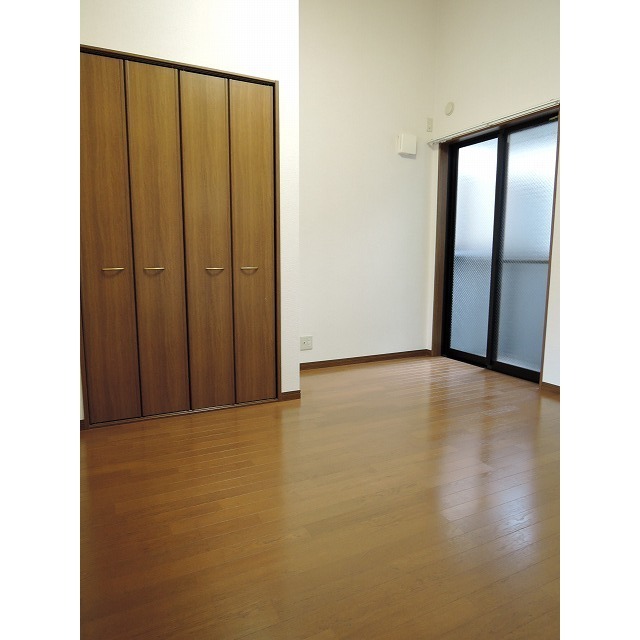 アムール Pine 内観