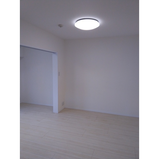 ロアール蒲田6階 リビング