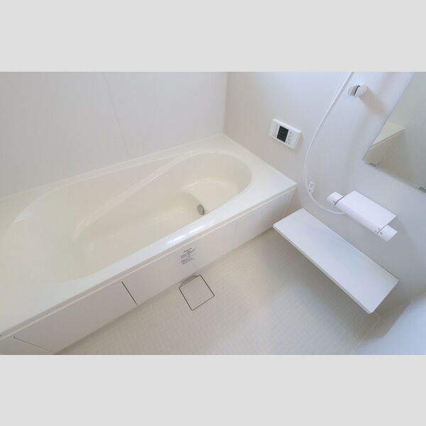 roi del'ours　Ⅲ 追い焚き給湯1坪タイプ