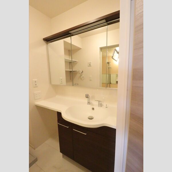 カサ・デ・トレス306号室 洗髪洗面化粧台