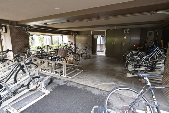 フェニックス芝浦ベイフォート5階 駐輪場