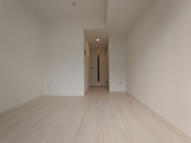 ケイディーエックスレジデンス原木中山0707号室 リビング