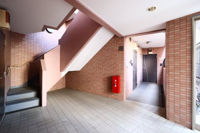 Ｔ’ｓ　garden滝野川 エントランス