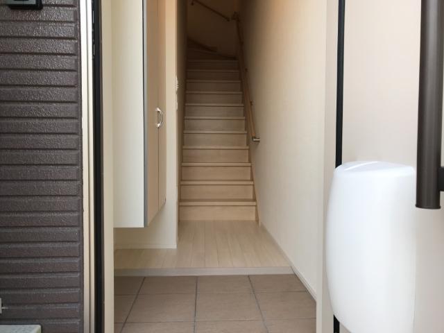 フォレスタ湘南201号室 玄関