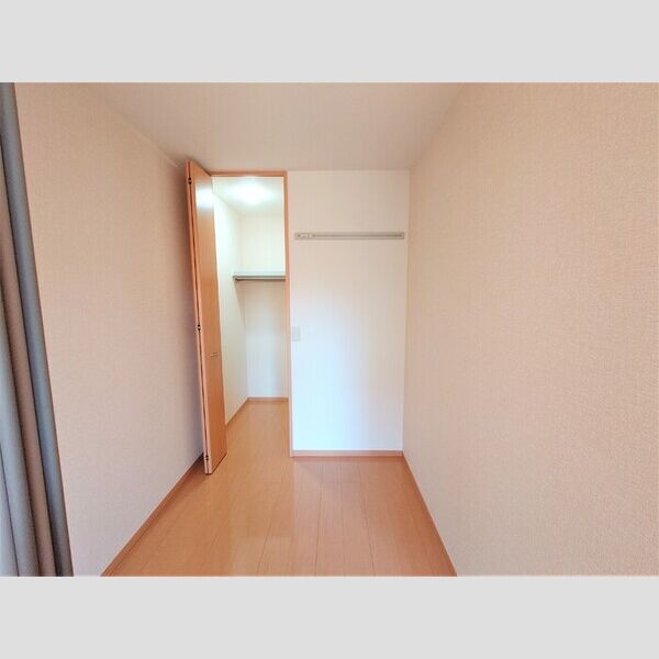 セントラルコート102号室 洋室2.5帖