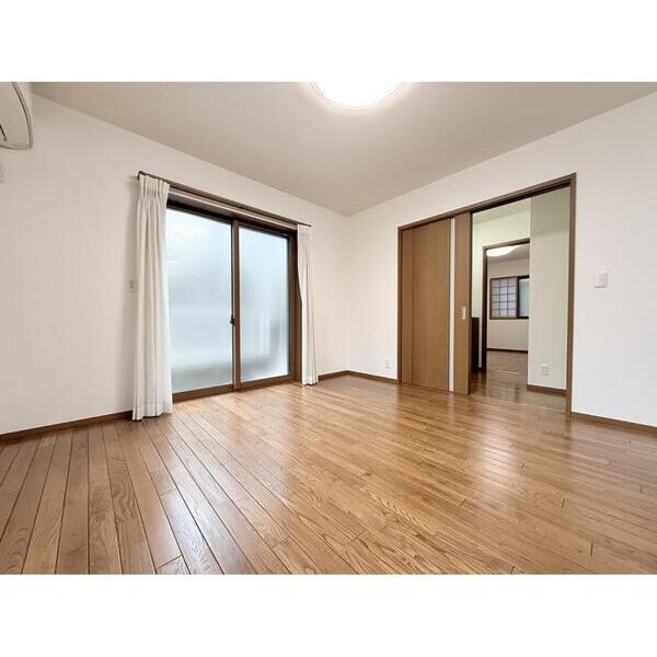 船橋市前原西8丁目戸建(JTI)1号室 リビング